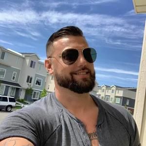 Meet your Posher, Elliott